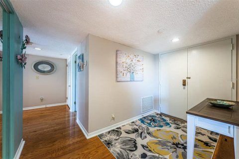 Condo in Clearwater, Florida, 2 bedrooms  № 1539947 - photo 22