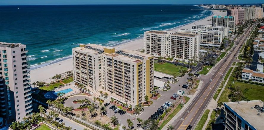 Condo in Clearwater, Florida, 2 bedrooms  № 1539947