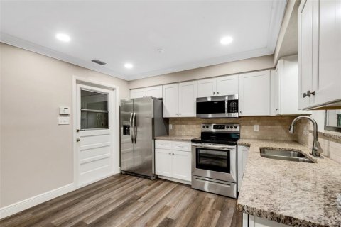 Casa en venta en Lakeland, Florida, 3 dormitorios, 174.56 m2 № 994495 - foto 28