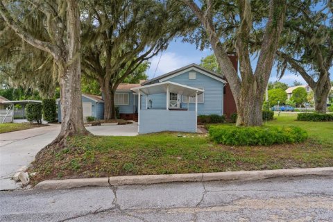 Villa ou maison à vendre à Eustis, Floride: 2 chambres, 152.17 m2 № 2388363 - photo 2