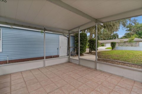 Villa ou maison à vendre à Eustis, Floride: 2 chambres, 152.17 m2 № 2388363 - photo 8