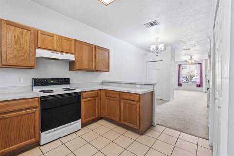 Condominio en venta en Gainesville, Florida, 2 dormitorios, 109.25 m2 № 1903080 - foto 12