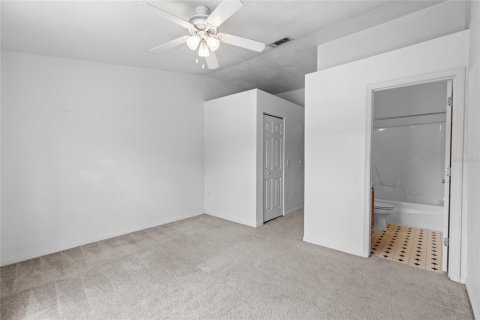 Condominio en venta en Gainesville, Florida, 2 dormitorios, 109.25 m2 № 1903080 - foto 16