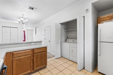 Condominio en venta en Gainesville, Florida, 2 dormitorios, 109.25 m2 № 1903080 - foto 13