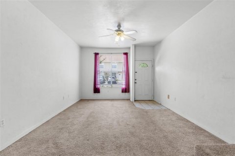 Condominio en venta en Gainesville, Florida, 2 dormitorios, 109.25 m2 № 1903080 - foto 3