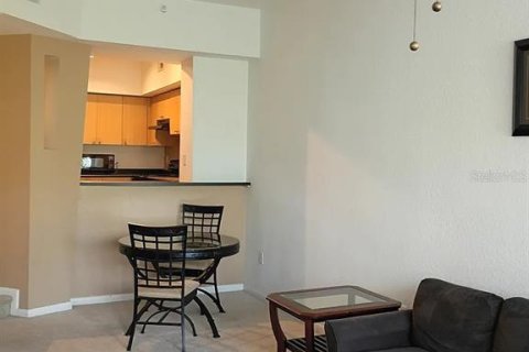 Copropriété à louer à Tampa, Floride: 1 chambre, 73.3 m2 № 2096074 - photo 7