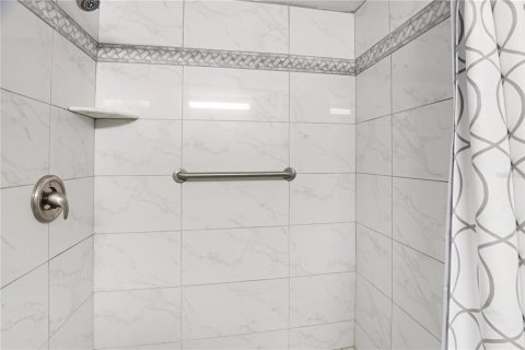 Copropriété à louer à Bradenton, Floride: 2 chambres, 96.8 m2 № 2389230 - photo 26