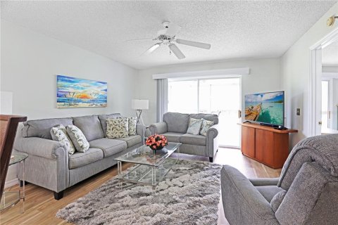 Copropriété à louer à Bradenton, Floride: 2 chambres, 96.8 m2 № 2389230 - photo 10