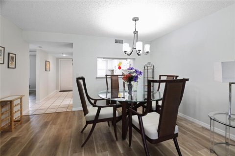 Copropriété à louer à Bradenton, Floride: 2 chambres, 96.8 m2 № 2389230 - photo 11