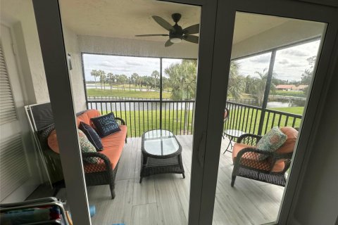 Condo in Boynton Beach, Florida, 2 bedrooms  № 966042 - photo 1