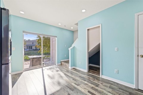 Adosado en alquiler en Odessa, Florida, 2 dormitorios, 115.2 m2 № 2093800 - foto 13