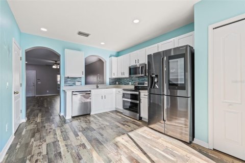 Adosado en alquiler en Odessa, Florida, 2 dormitorios, 115.2 m2 № 2093800 - foto 18