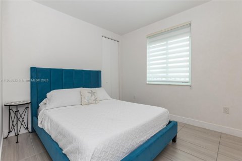 Снять в аренду кондоминиум в Дорал, Флорида 3 спальни, 102.38м2, № 1966293 - фото 23