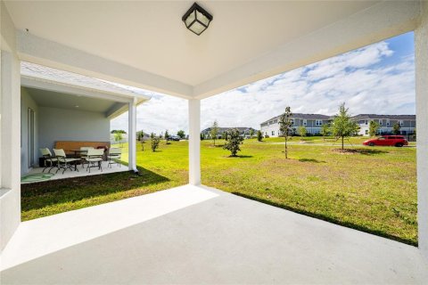 House in Davenport, Florida 4 bedrooms, 172.98 sq.m. № 2258341 - photo 24