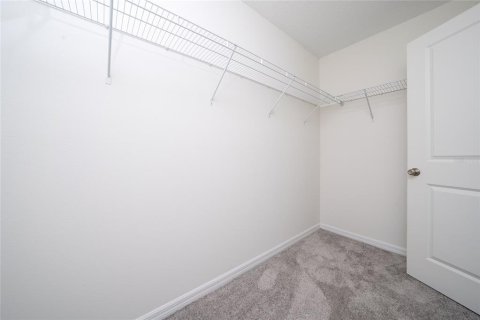 House in Davenport, Florida 4 bedrooms, 172.98 sq.m. № 2258341 - photo 22