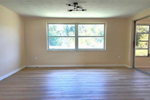 Villa ou maison à vendre à Holiday, Floride: 3 chambres, 141.03 m2 № 1854567 - photo 6