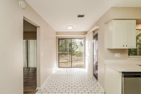 Casa en alquiler en Altamonte Springs, Florida, 3 dormitorios, 137.4 m2 № 1905265 - foto 4