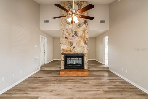 Casa en alquiler en Altamonte Springs, Florida, 3 dormitorios, 137.4 m2 № 1905265 - foto 3