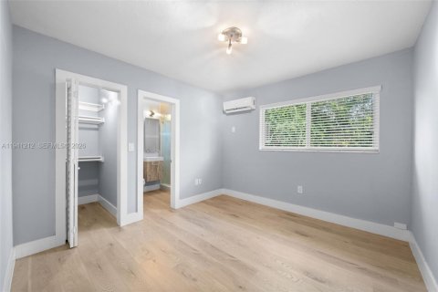 Снять в аренду кондоминиум в Саут-Майами, Флорида 1 спальня, 47.38м2, № 2005219 - фото 7