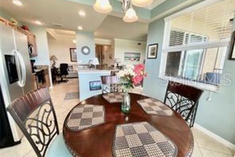 Condominio en alquiler en Bradenton, Florida, 2 dormitorios, 107.4 m2 № 2280134 - foto 12