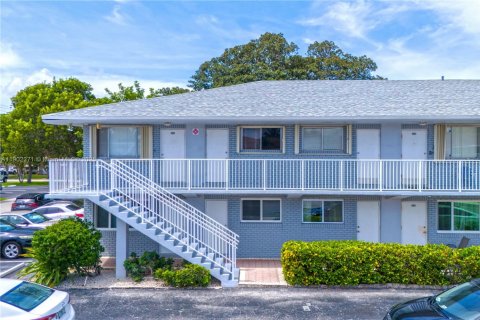 Condo in Fort Lauderdale, Florida, 3 bedrooms  № 1955996 - photo 24