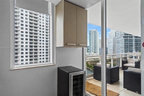 Copropriété à louer à Miami, Floride: 2 chambres, 144.74 m2 № 2404257 - photo 6