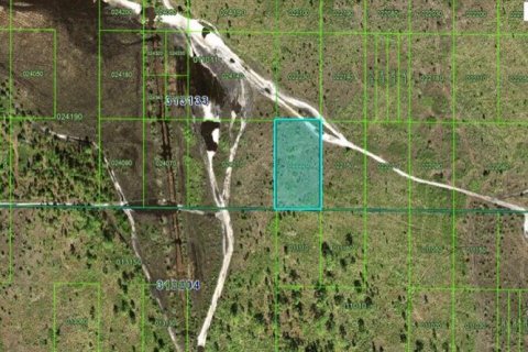 Terreno en Frostproof, Florida № 2235129
