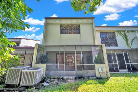 Copropriété à vendre à Doral, Floride: 2 chambres, 157.93 m2 № 1942221 - photo 27