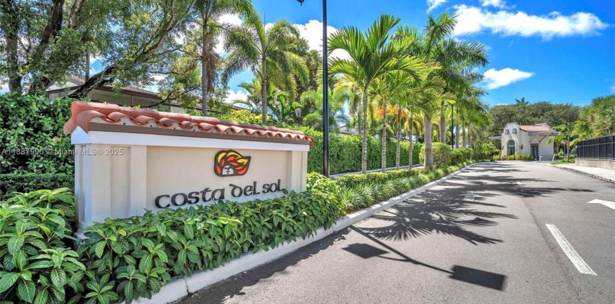 Condo à Doral, Floride, 2 chambres № 1942221