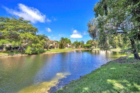 Copropriété à vendre à Doral, Floride: 2 chambres, 157.93 m2 № 1942221 - photo 28
