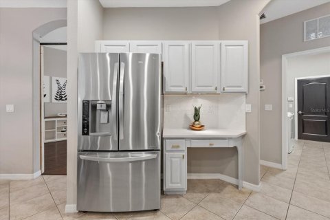 House in Bradenton, Florida 4 bedrooms, 207.26 sq.m. № 2147541 - photo 13