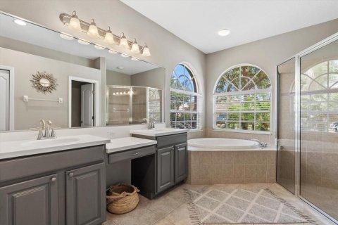 House in Bradenton, Florida 4 bedrooms, 207.26 sq.m. № 2147541 - photo 24