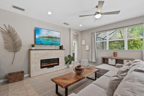 House in Bradenton, Florida 4 bedrooms, 207.26 sq.m. № 2147541 - photo 17