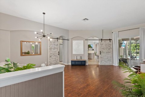 House in Bradenton, Florida 4 bedrooms, 207.26 sq.m. № 2147541 - photo 5