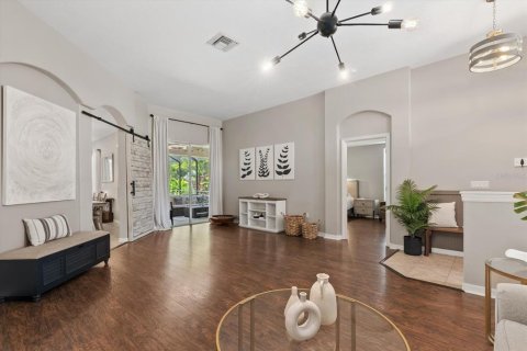 House in Bradenton, Florida 4 bedrooms, 207.26 sq.m. № 2147541 - photo 7