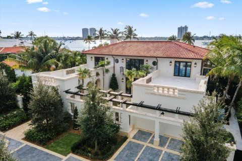 House in Palm Beach, Florida 6 bedrooms, 653.47 sq.m. № 2087753 - photo 6