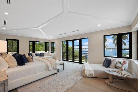 House in Palm Beach, Florida 6 bedrooms, 653.47 sq.m. № 2087753 - photo 30