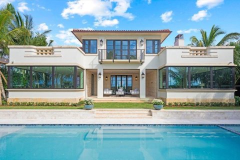 House in Palm Beach, Florida 6 bedrooms, 653.47 sq.m. № 2087753 - photo 2
