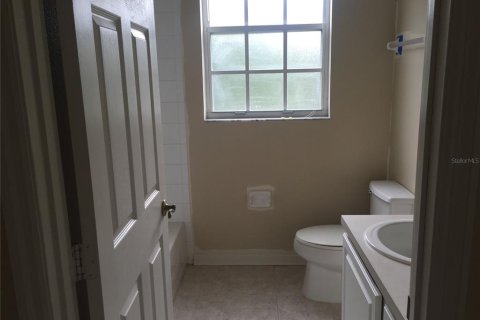 Condo in Orlando, Florida, 3 bedrooms  № 1910462 - photo 10