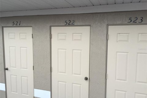Condo in Orlando, Florida, 3 bedrooms  № 1910462 - photo 23