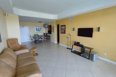 Copropriété à louer à Miami Beach, Floride: 2 chambres, 110.55 m2 № 1698697 - photo 11