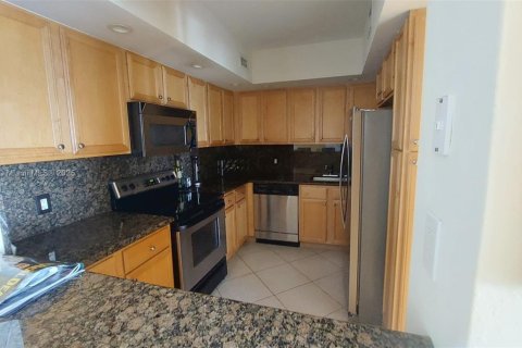 Copropriété à louer à Miami Beach, Floride: 2 chambres, 110.55 m2 № 1698697 - photo 14