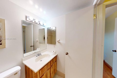 Touwnhouse à vendre à Davie, Floride: 2 chambres, 124.12 m2 № 1974606 - photo 26