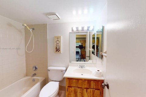 Touwnhouse à vendre à Davie, Floride: 2 chambres, 124.12 m2 № 1974606 - photo 24