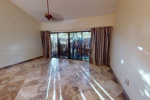 Touwnhouse à vendre à Davie, Floride: 2 chambres, 124.12 m2 № 1974606 - photo 10