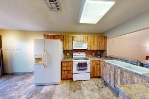 Touwnhouse à vendre à Davie, Floride: 2 chambres, 124.12 m2 № 1974606 - photo 28