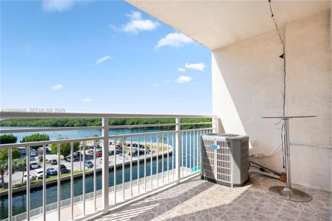 Condo à Sunny Isles Beach, Floride, 1 chambre  № 2339963