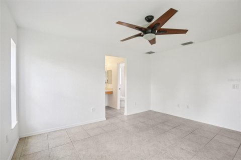Casa en venta en North Port, Florida, 3 dormitorios, 120.49 m2 № 1813212 - foto 14