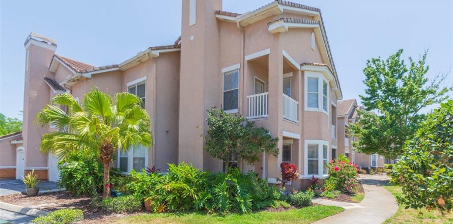 Condo in Tampa, Florida, 2 bedrooms № 1722166