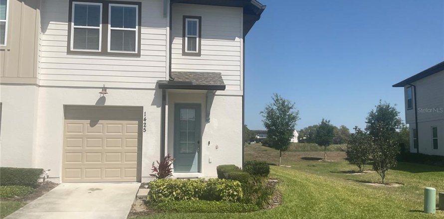 Townhouse in Davenport, Florida 3 bedrooms, 150.87 sq.m. № 1631993